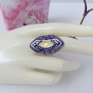 Elegant Ring size 9.5